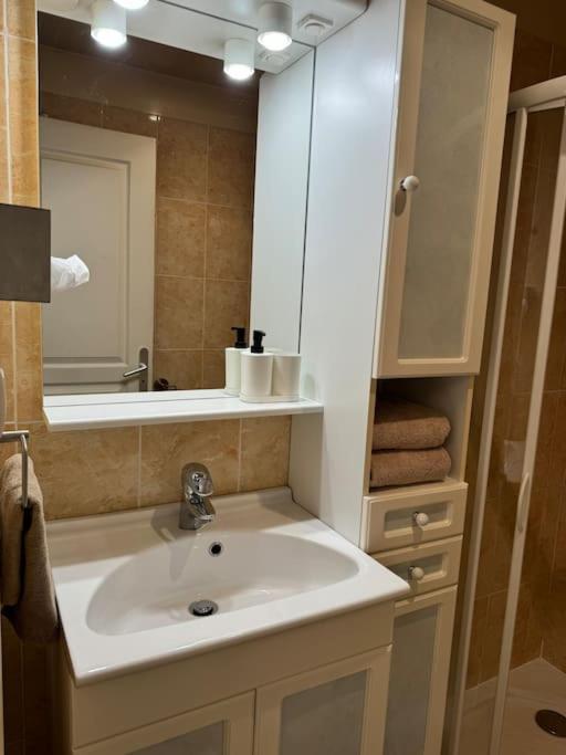 La Parenthese Millavoise Apartment Millau Ngoại thất bức ảnh